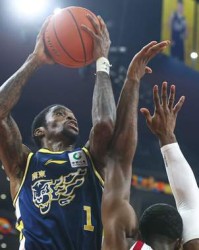 开云app-CBA最新排名！广东连升2名杀到榜首，首钢重返第4，辽篮仅排第15