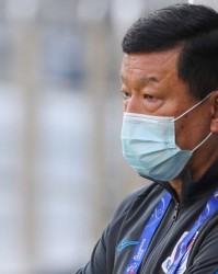 开云官网-连续2场补时绝平玩的就是刺激？康熙：能换人就没事